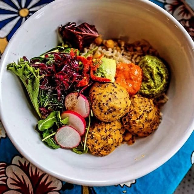 Vegan Lentil & Quinoa Bowl (Vegan & Gluten Free).