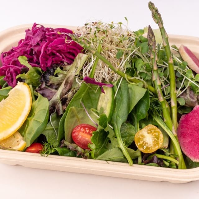 Seasonal Market Greens Salad (Vegan&Gluten Free).