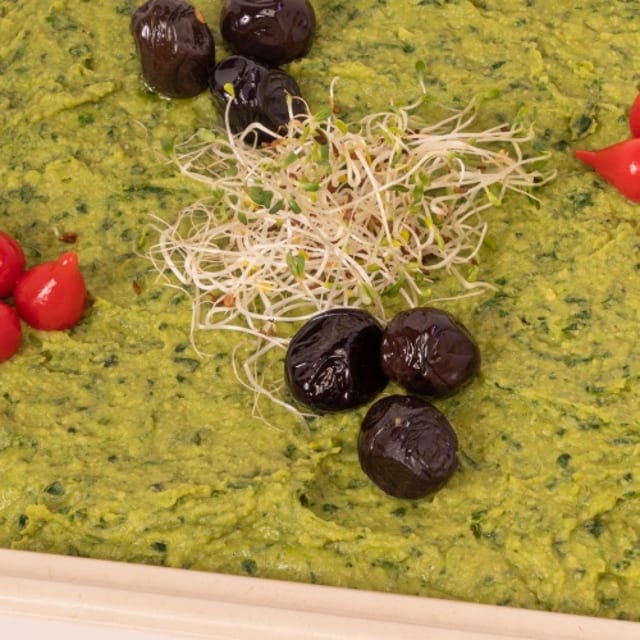 Green Humus with Lavash Bread - Vegan Gluten Free option.