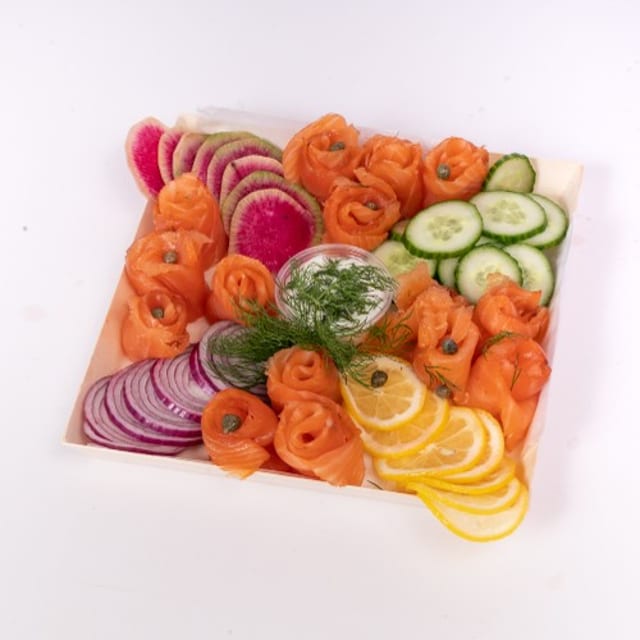 Smoked Wild Salmon Platter (15 Slices).