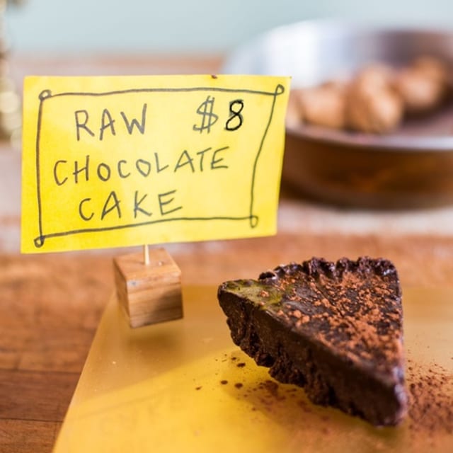 Raw Chocolate Cake (Vegan & Gluten Free).