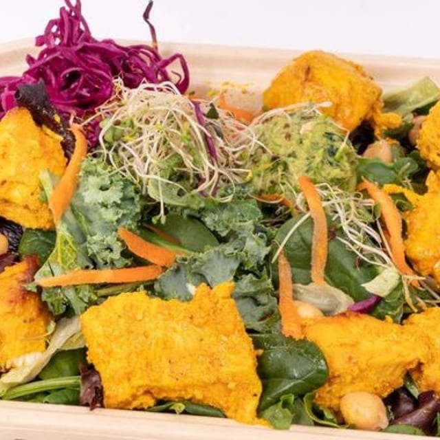 Chicken Tikka Salad with avocado (Gluten Free).