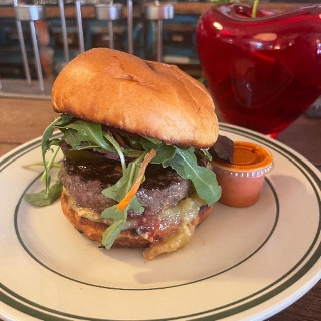Baba Burger.